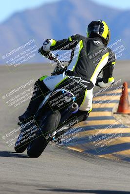 media/Jan-14-2022-Apex Assassins (Fri) [[4609ad47be]]/Trackday 2/Session 3/Turn 12 Backside/